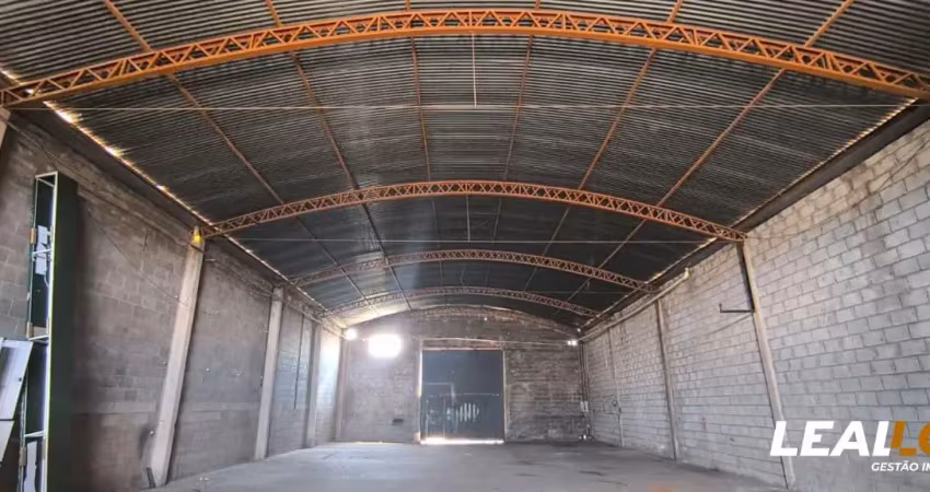 Aluga- se - armazéns  de 360m² na av. filinto müller, bairro marajoara em varzea grande mt
