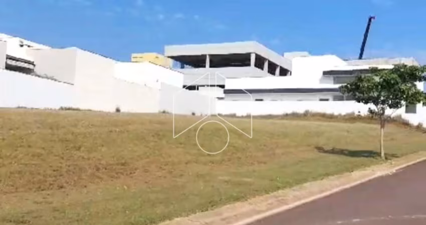 Terreno Dentro de Condomínio em Marília