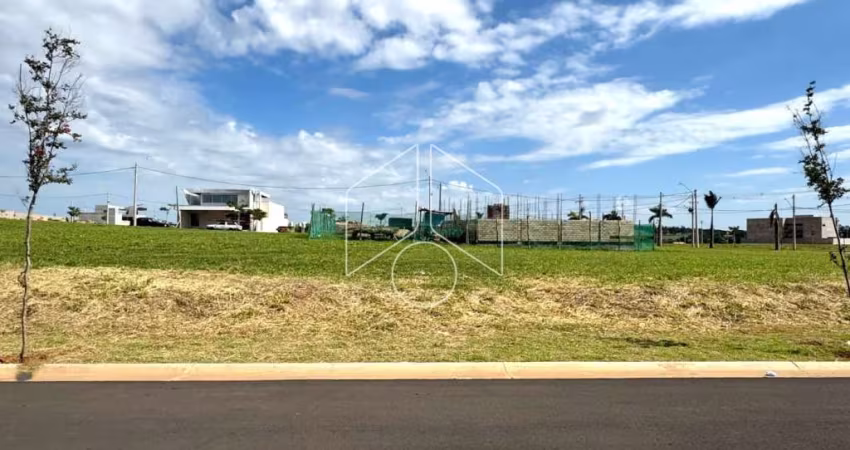 Terreno Dentro de Condomínio em Marília