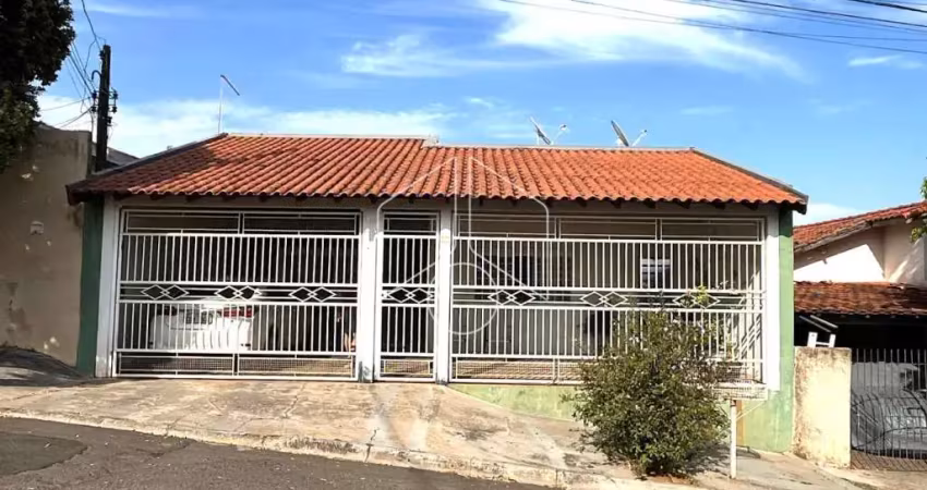 Casa com 3 quartos à venda na Rua Heleno Teodoro dos Santos, 10601, Jardim Lavínia, Marília