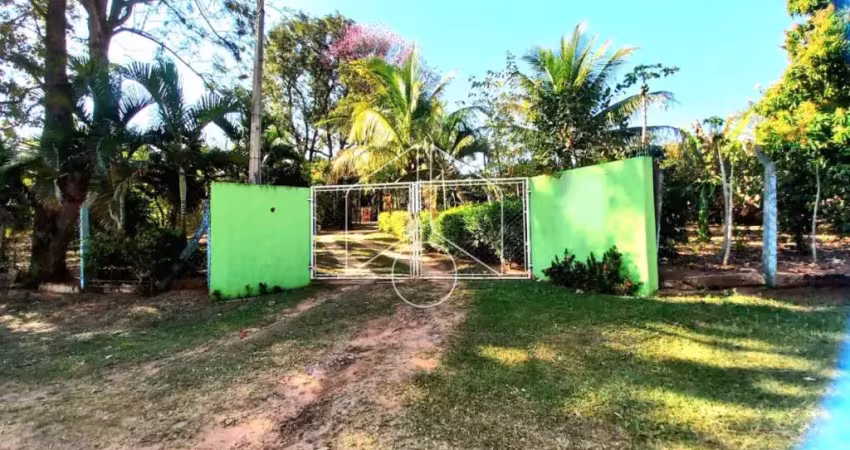 Chácara / sítio com 3 quartos à venda na Rua dos Ypes Branco, 194, Dirceu (Distrito de Marilia), Marília
