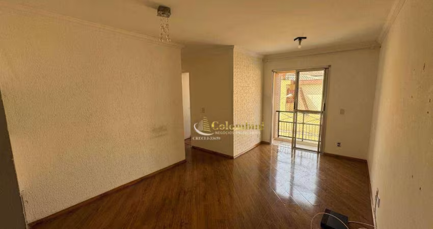 Apartamento com 3 dormitórios à venda, 70 m² por R$ 370.000,00 - Jardim Stella - Santo André/SP