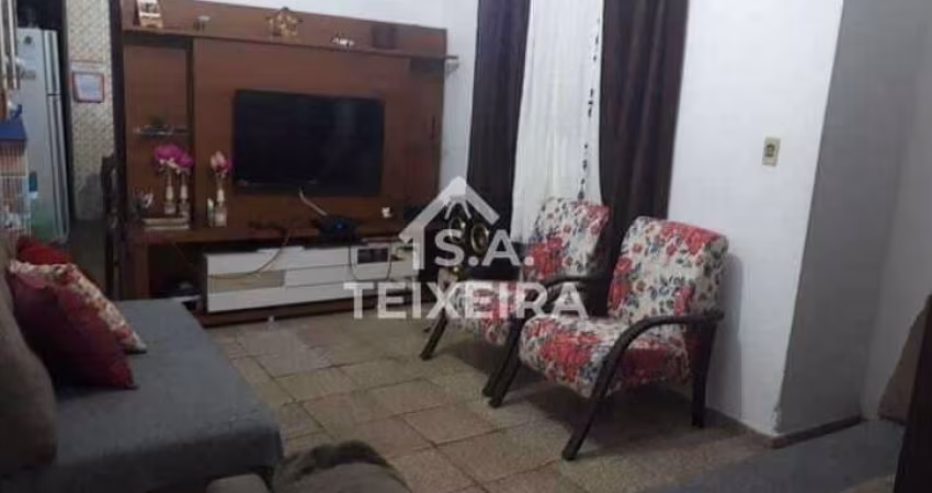 Casa à venda no bairro Parque Novo Oratório em Santo André/SP