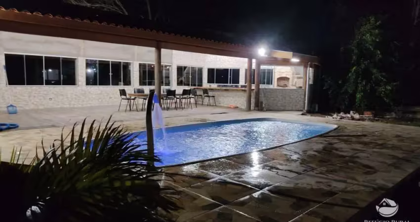 Bela chácara com piscina área bem localizada em caçapava - sp