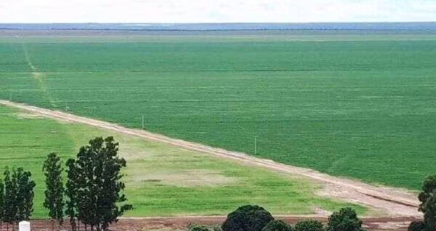FAZENDA COM ÓTIMA ESTRUTURA EM COCOS/BA- IMPERDÍVEL!