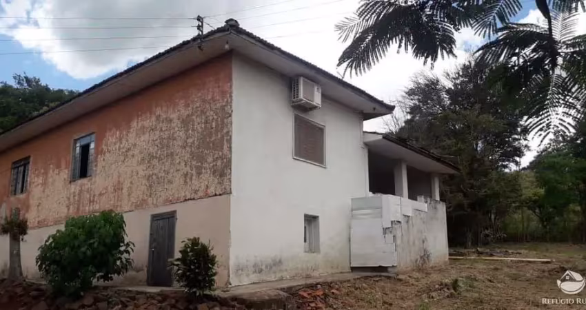 Sítio com 2 casas e nascente de água em cornélio procópio/pr
