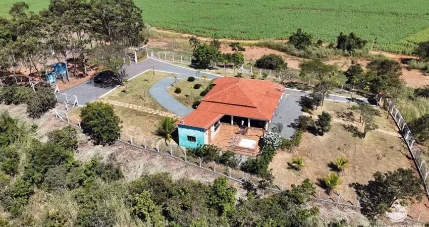 Fazenda à venda no Setor Central, Doverlândia 