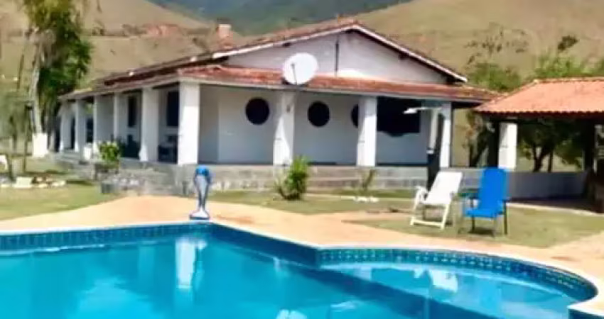 Fazenda à venda no Centro, Roseira 