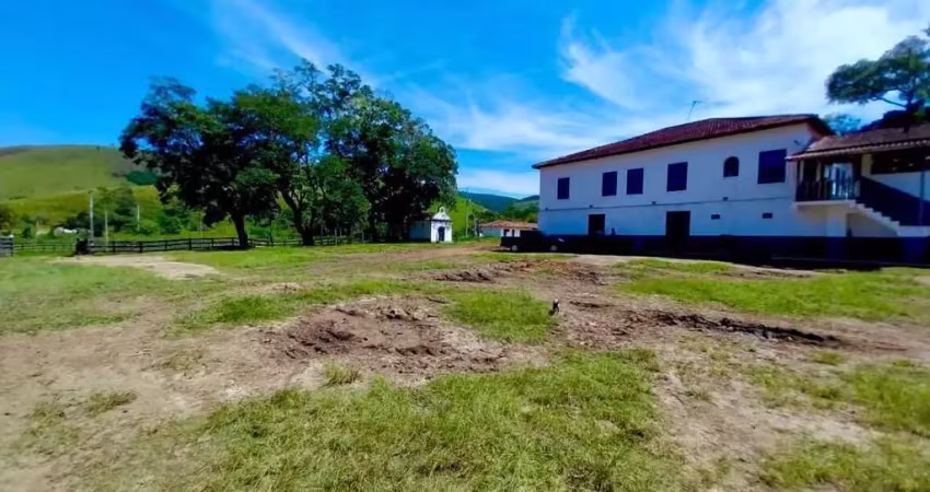 Fazenda à venda no Centro, Roseira 