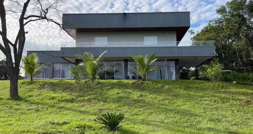 Fazenda à venda no Centro, Goiás 