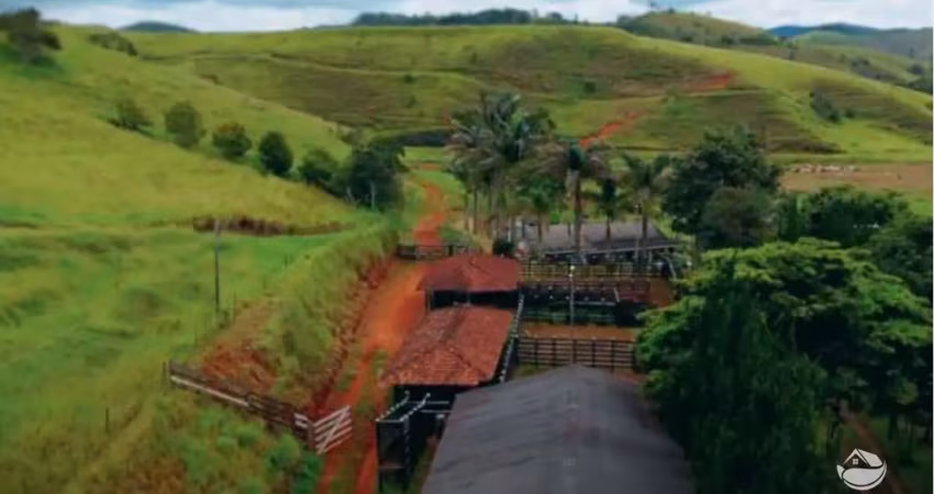 Fazenda à venda no Centro, Cunha 