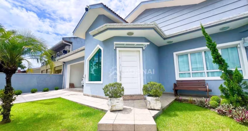 Casa com 3 dormitórios à venda, 226 m² por R$ 1.700.000,00 - Centro - Guaratuba/PR