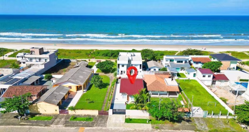 Casa a 1 Quadra do Mar, com 3 dormitórios à venda, 103 m² por R$ 750.000 - Coroados - Guaratuba/PR