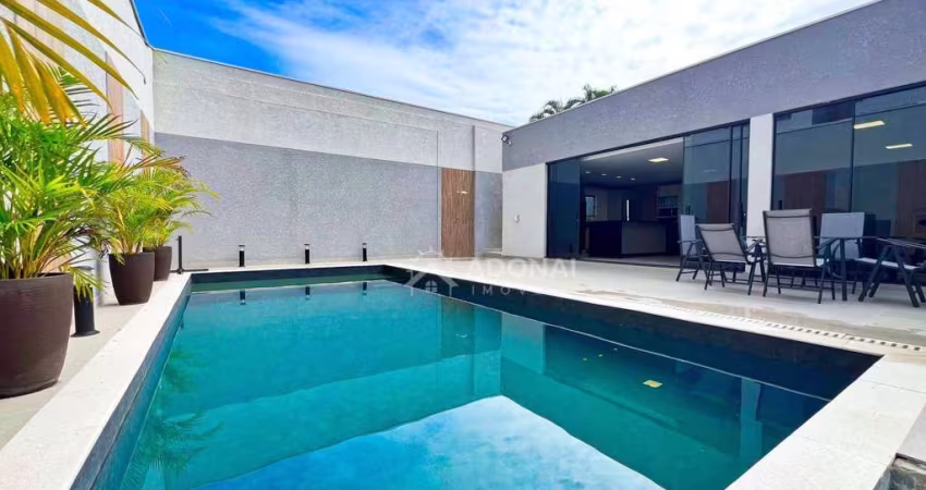 Casa com 7 dormitórios à venda, 283 m² por R$ 3.500.000,00 - Centro - Guaratuba/PR