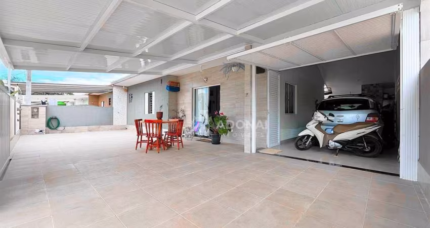 Casa com 3 dormitórios à venda, 103 m² por R$ 640.000,00 - Brejatuba - Guaratuba/PR
