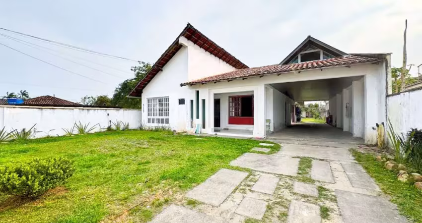 Casa com 7 dormitórios à venda, 273 m² por R$ 450.000,00 - Mirim - Guaratuba/PR