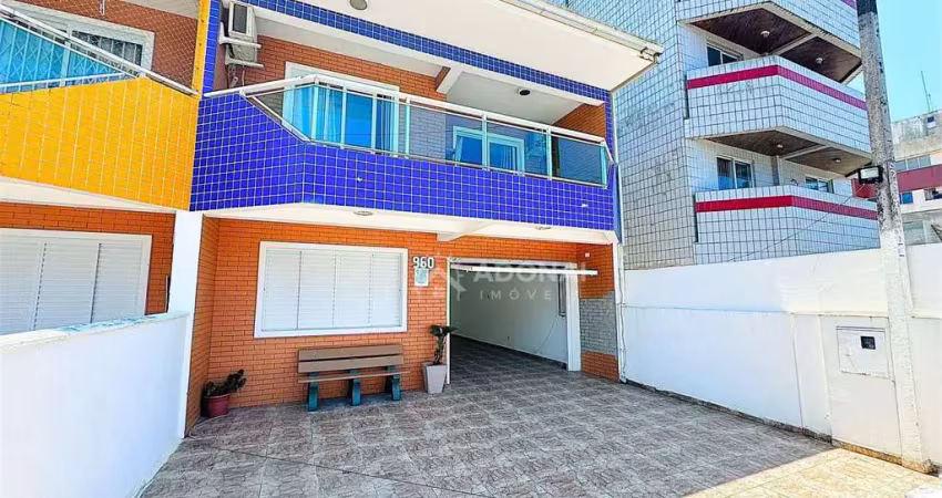 Sobrado com 4 dormitórios à venda, 164 m² por R$ 1.100.000,00 - Brejatuba - Guaratuba/PR