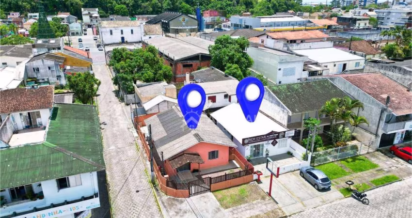 3 Casas no Mesmo Terreno a 1 Quadra da Praça Central de Guaratuba – Raridade! - R$ 1.290.000 - Centro - Guaratuba/PR