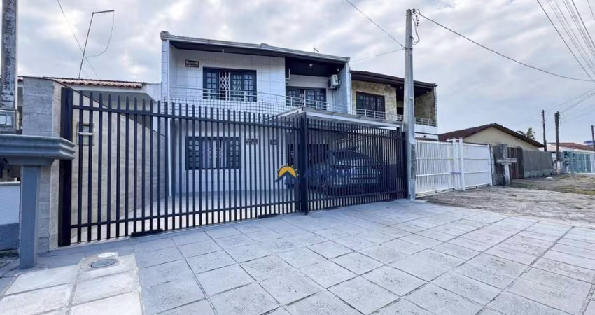 Sobrado com 3 dormitórios à venda, 124 m² por R$ 550.000,00 - Brejatuba - Guaratuba/PR