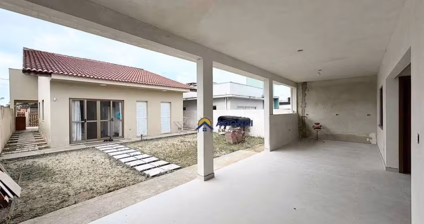 Casa com 4 dormitórios à venda, 197 m² por R$ 750.000,00 - Cohapar - Guaratuba/PR