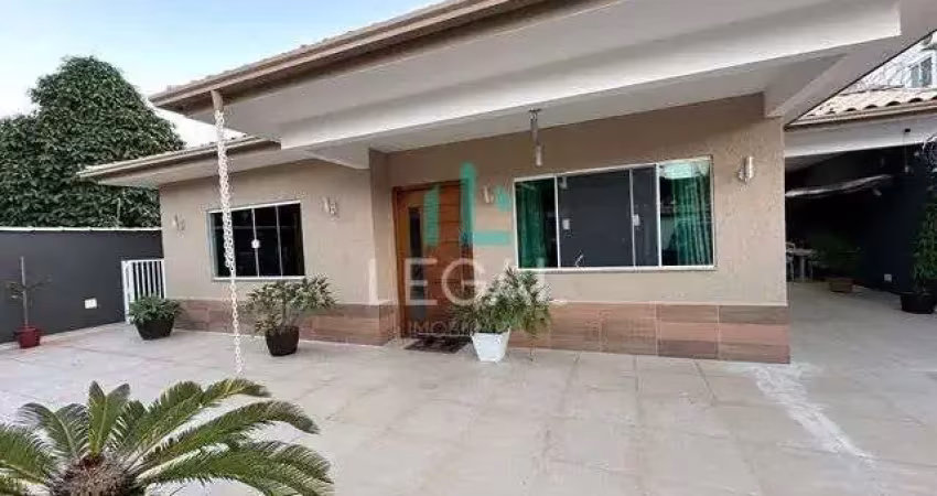 Casa Alto Padrão em Costazul, Rio das Ostras/RJ