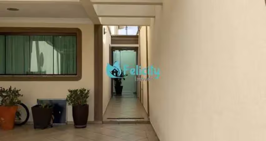 Sobrado com 4 dorms, 2 suítes, 4 vagas, 240m2 no parque são domingos