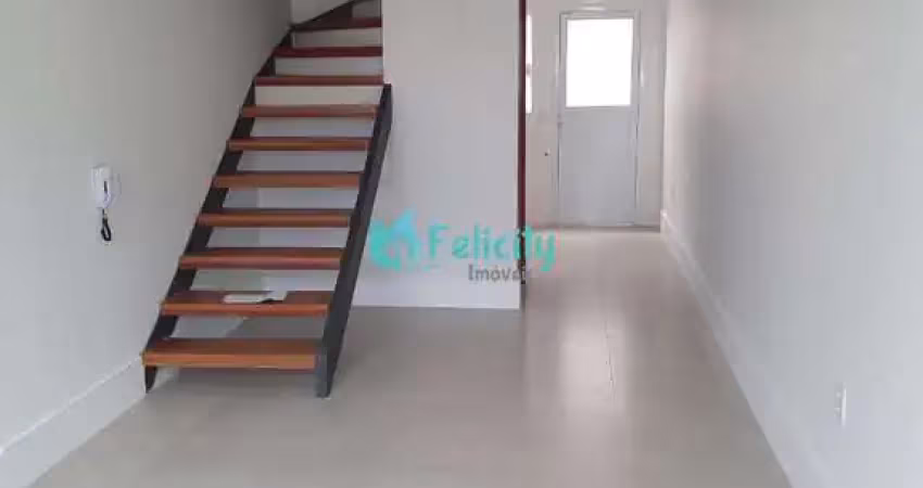 Sobrado de condomínio com 2 dorms, 72m2 no pq. são domingos