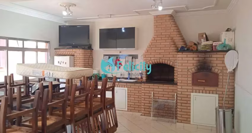 Sobrado com 4 dorms, 2 suítes, 4 vagas, 194m2 no jardim regina