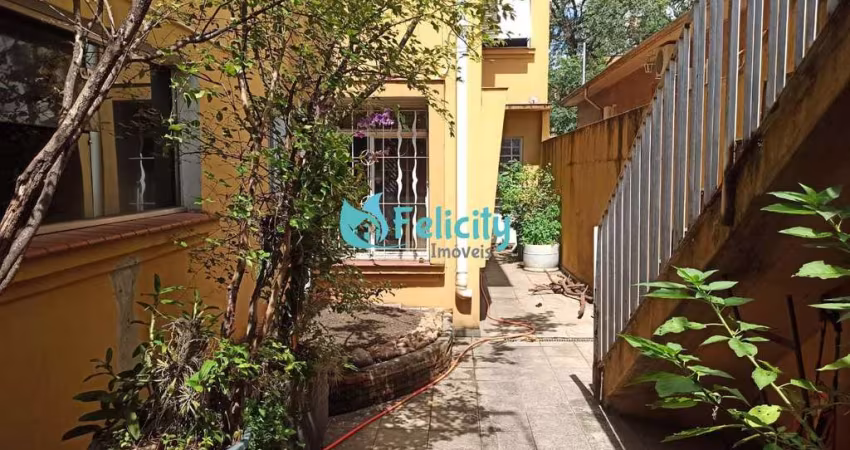 Sobrado com 4 dorms, 1 suíte, 3 vagas, 180m2 na Pompeia