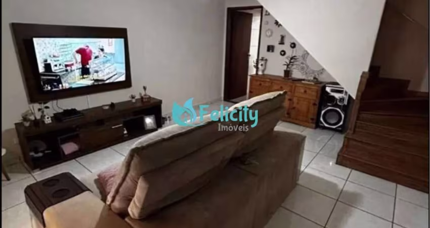 Casa com 3 dorms, 1 vaga, 150m2 na Vila Iório