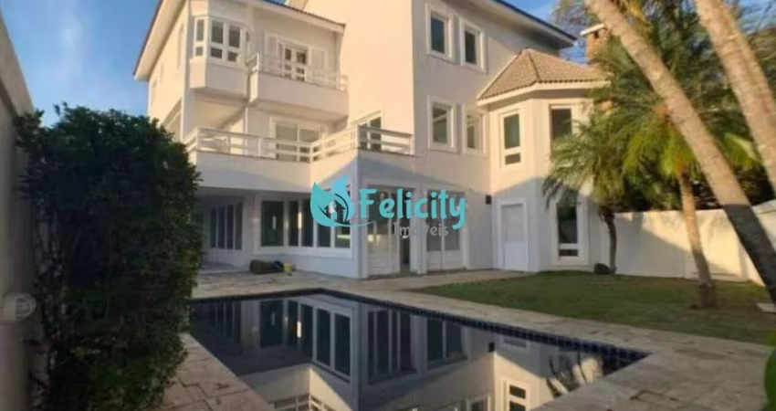 Casa de Condominio com 4 suítes, 4 vagas, 600m2 em Alphaville