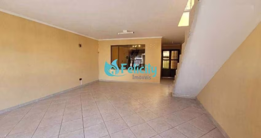 Sobrado com 3 dorms sendo 2 suítes, 2 vagas, 110m2 no Cj Residencial Vista Verde