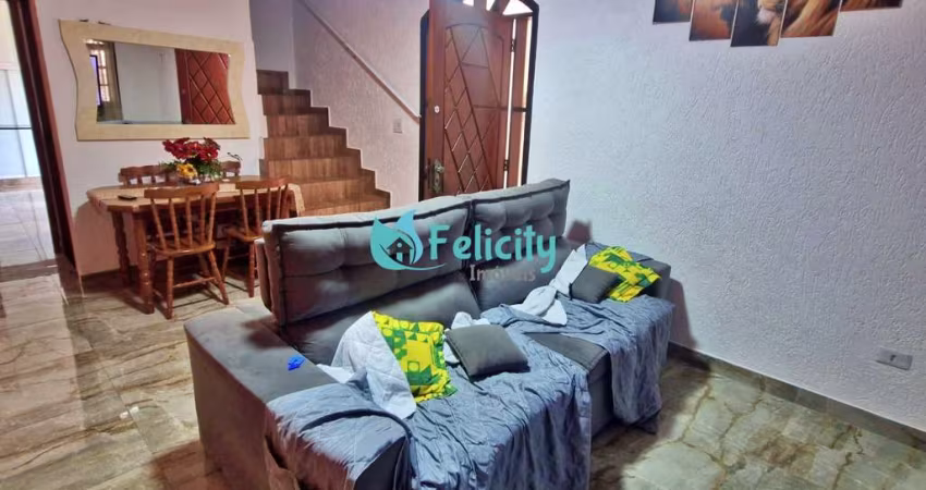 Sobrado com 3 dormitórios, 2 vagas, 89m2 no Jardim Regina
