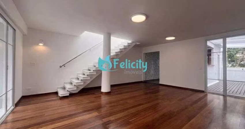 Sobrado com 3 dormitórios, 2 vagas, 240m2 na Pompéia