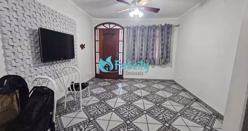 Sobrado com 3 dorms, 1 suíte, 1 vaga, 183m2 no conj. res. vista verde