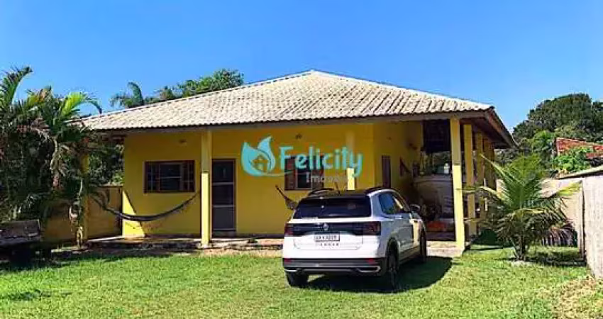 Casa com 2 dormitórios, 4 vagas, 495m2 na juréia em iguape