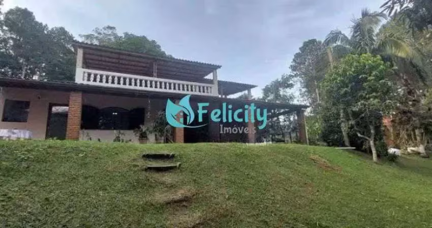 Casa de condominio com 3 dorms, 1 suíte, 8 vagas, 284m2 no parque rizzo - cotia