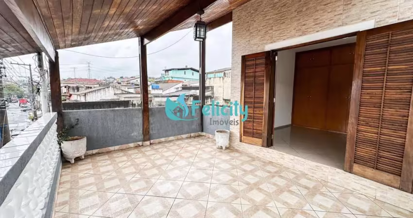 Sobrado com 3 dorms sendo 1 suíte, 2 vagas, 150m2 na chácara são joão