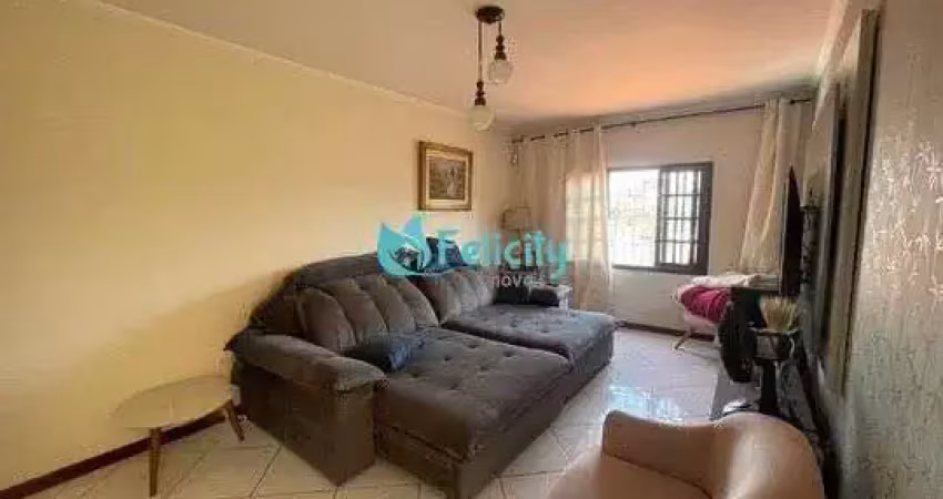 Sobrado com 2 suítes, 2 vagas, 150m2 na vila jaguari
