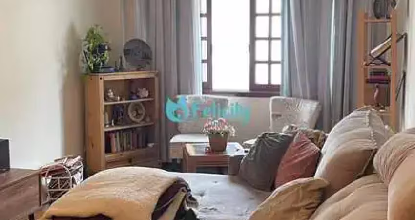 Sobrado com 3 dorms, 1 suíte,  4 vagas, 203m2 no city pinheirinho