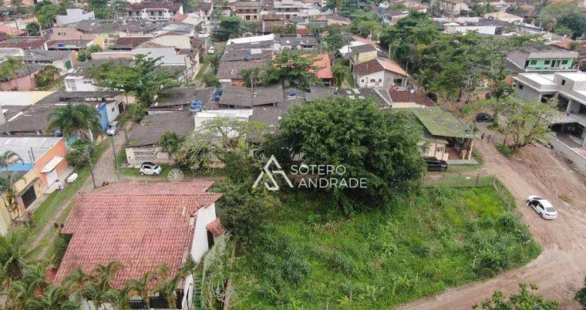 Terreno com 550m² de área total na praia do capricórnio
