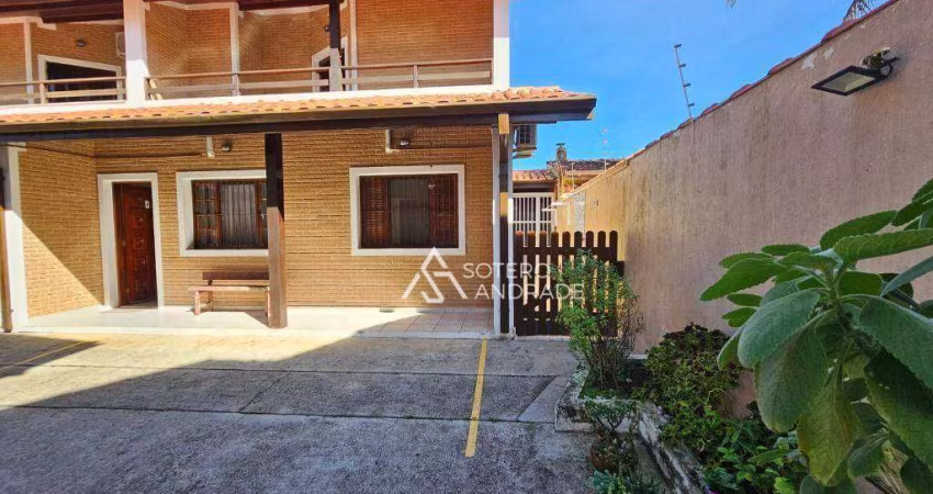 Lindo residencial na praia Massaguaçu