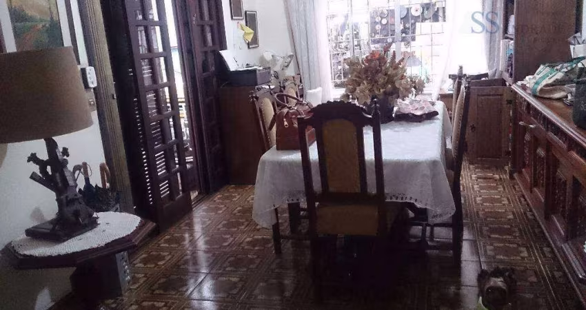 Casa bem localizada no centro de Caraguatatuba