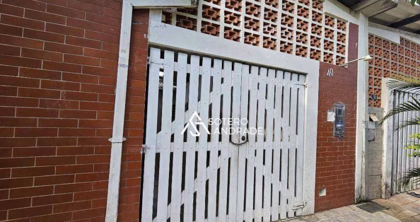 Casa com excelente localização na praia do Capricórnio