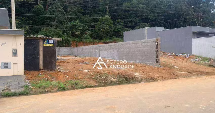 Terreno à venda na Avenida Regina Margareth Passos, 1420, Massaguaçu, Caraguatatuba