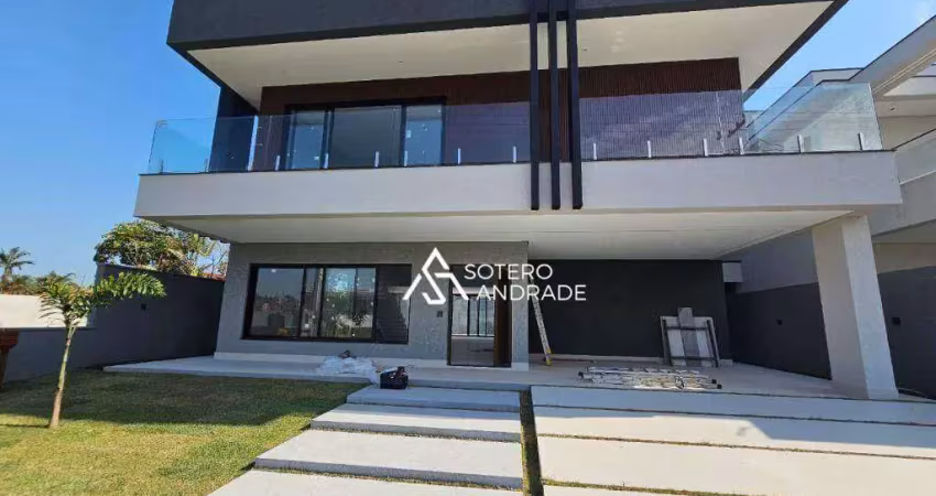 Casa novíssima dentro do condomínio de alto padrão costa nova