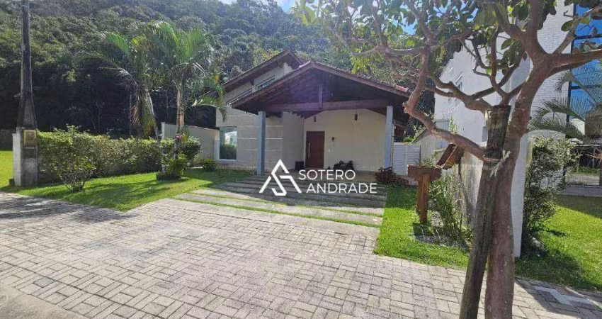 Excelente oportunidade para quem quer  uma casa na praia dentro de condominio com total infraestrutura