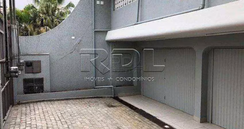 Casa com 4 quartos para alugar na Rua das Aroeiras, 769, Jardim, Santo André