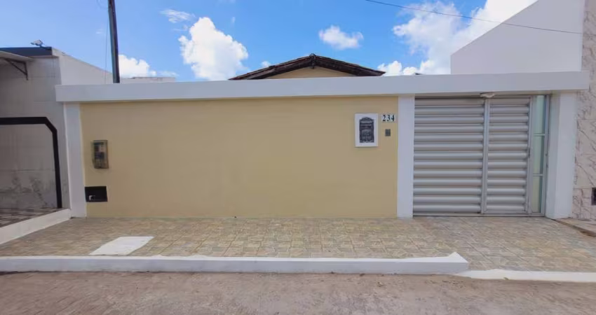 Casa à venda em rua pública, ARUANA, Aracaju, SE