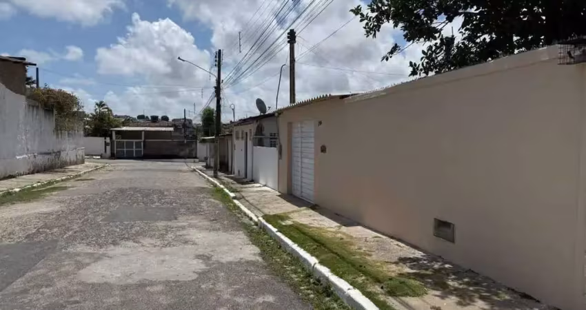 Casa à venda em rua pública, RIO DOCE, Olinda, PE